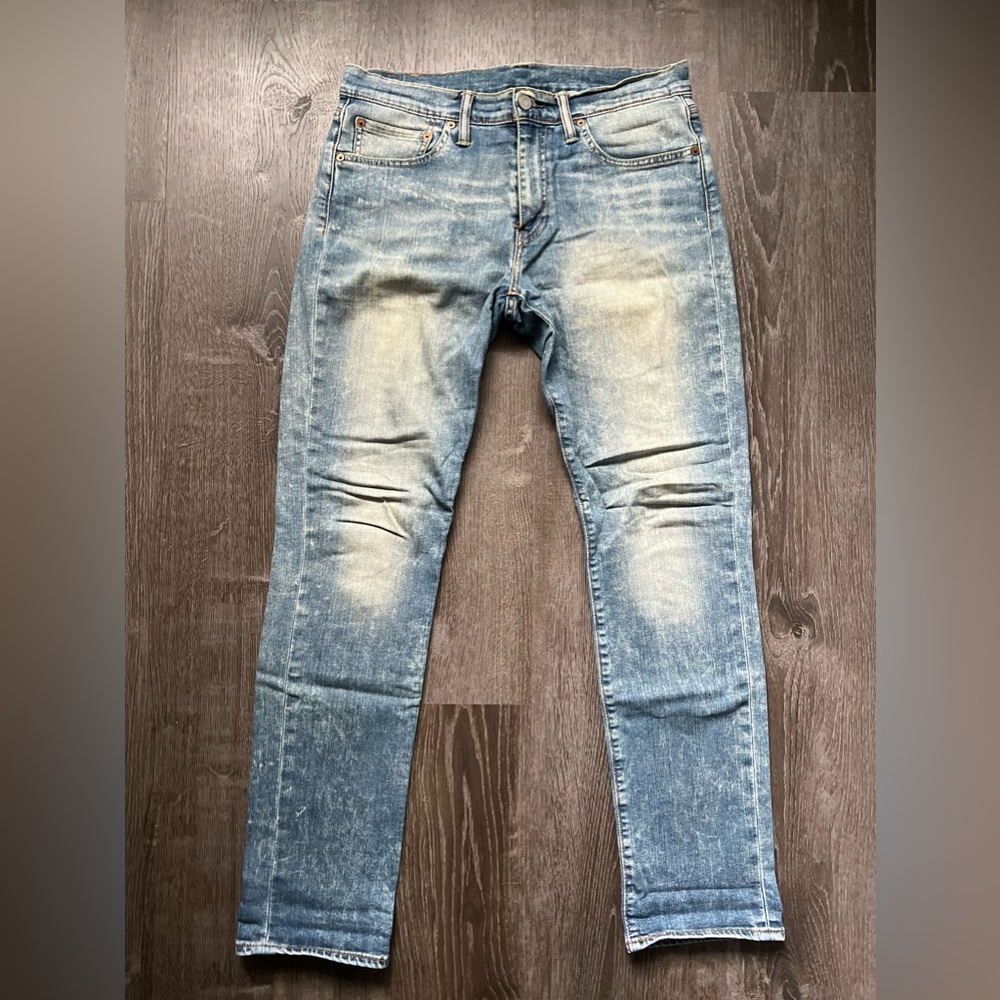 Levi’s - Men’s - 511 32x32 - Excellent Condition - Light Blue Rock Wash Jeans